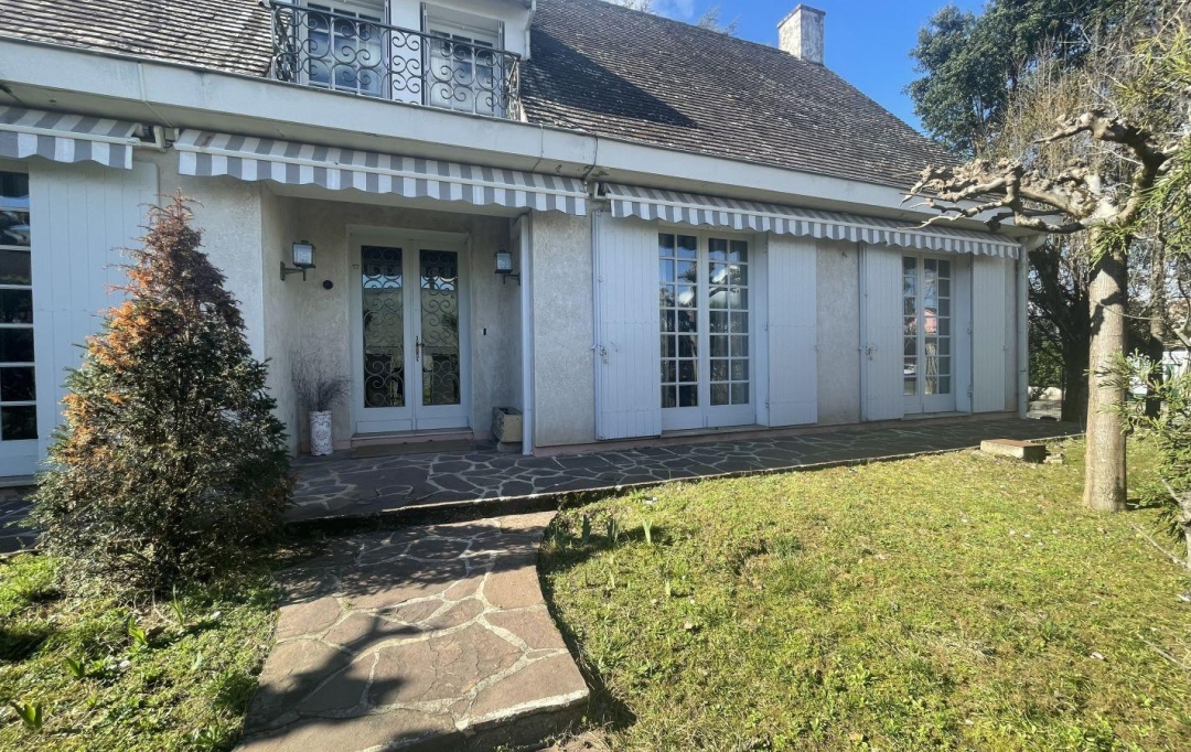 Agence Marboutin Immobilier : Maison / Villa | MARMANDE (47200) | 178 m2 | 200 000 € 