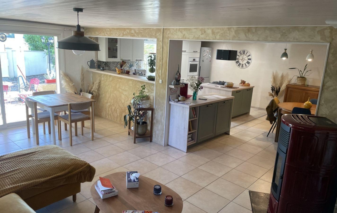 Agence Marboutin Immobilier : Maison / Villa | CASTELJALOUX (47700) | 216 m2 | 294 000 € 