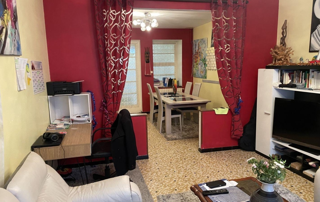 Agence Marboutin Immobilier : Maison / Villa | CASTELJALOUX (47700) | 130 m2 | 130 000 € 