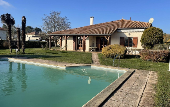 Maison CASTELJALOUX 137 m2 284 000 € Maison CASTELJALOUX 137 m2 284 000 €