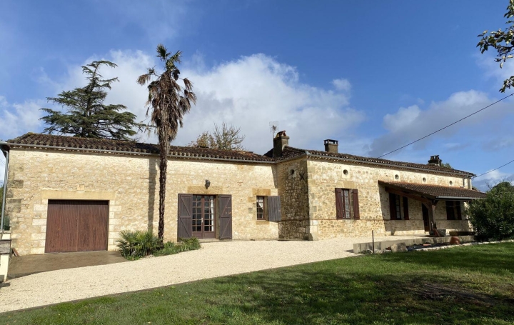 Maison MARMANDE 128 m2 127 200 € Maison MARMANDE 128 m2 127 200 €