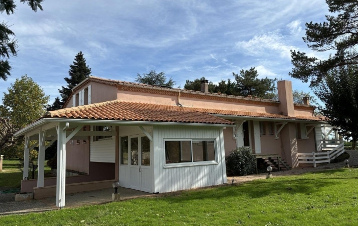  Agence Marboutin Immobilier Maison / Villa | VIRAZEIL (47200) | 208 m2 | 295 400 € 